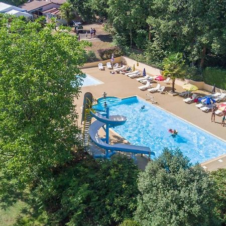 Camping Au Bois Dormant Hotell Chauffour-sur-Vell Exteriör bild
